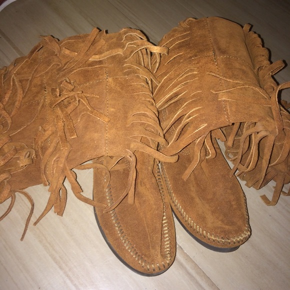 Minnetonka Jody Boot (3 Layer) - Picture 2 of 4