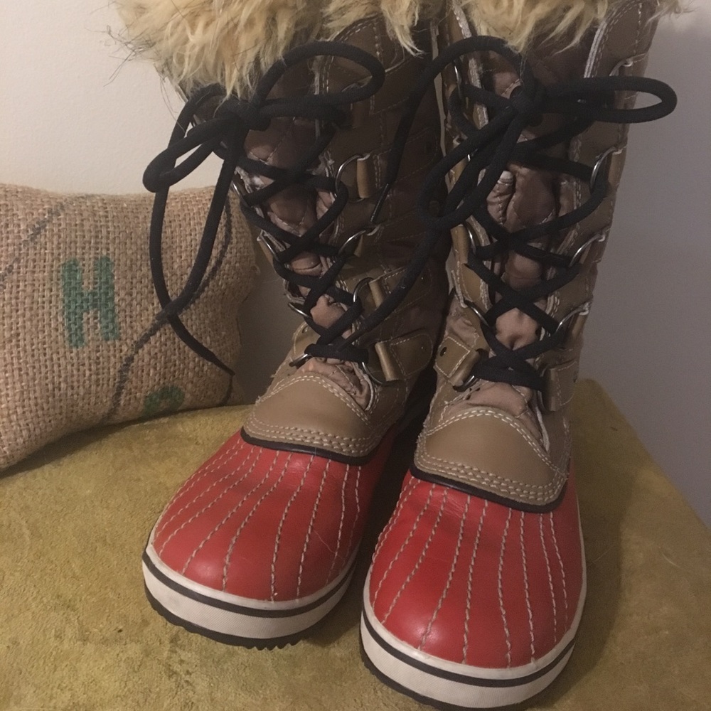 Sorel Joan of Arctic boots, size 8.5!