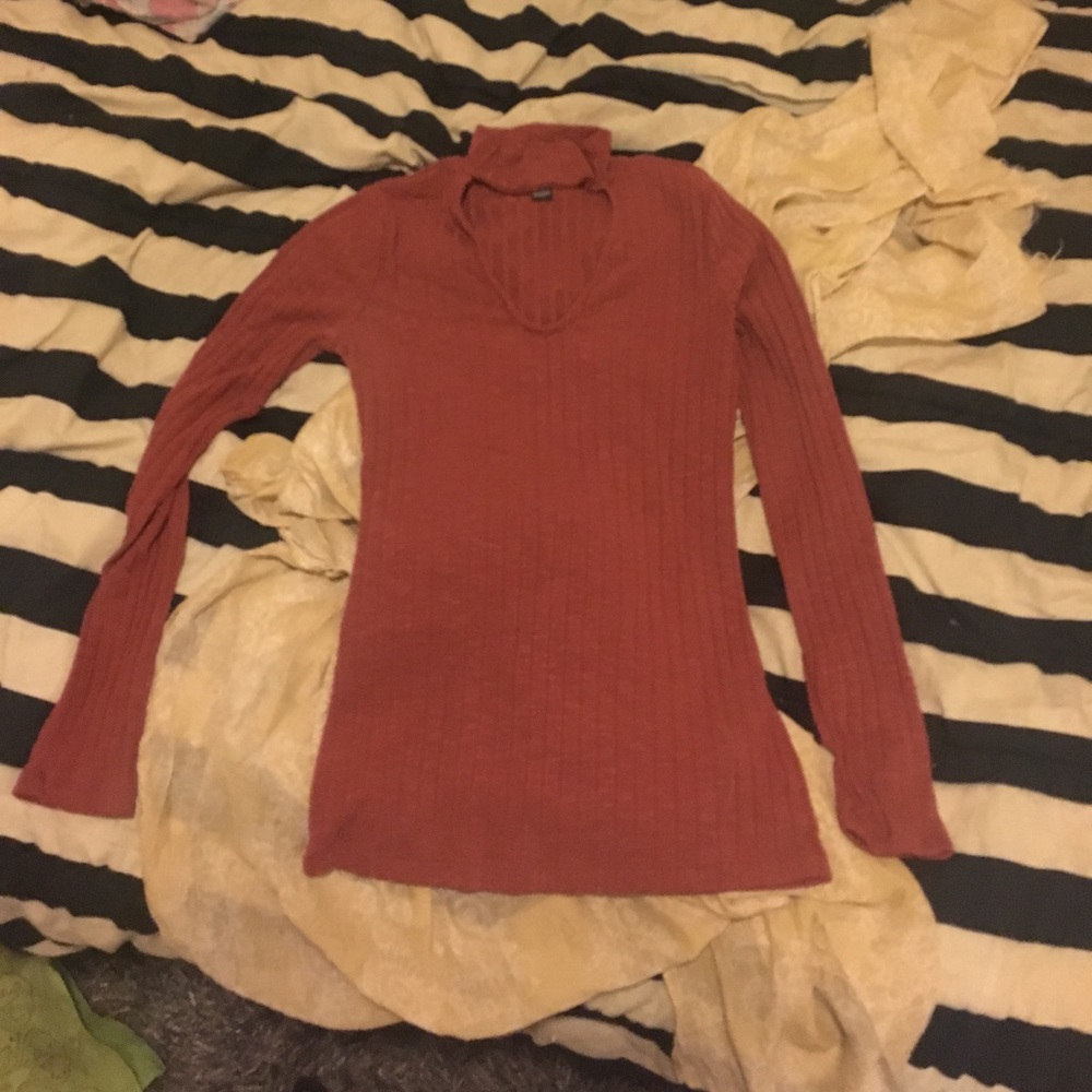 NWOT Red Long sleeve w/ choker neck