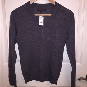 NWT Brooks Brothers Italian Merino Wool V Neck XS