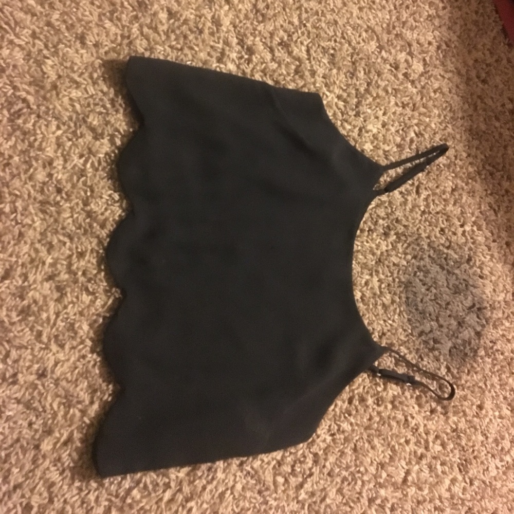 La hearts crop top