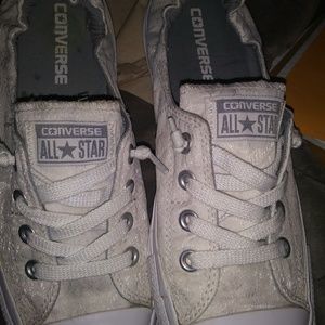 White lace Convese Shoreline shoes