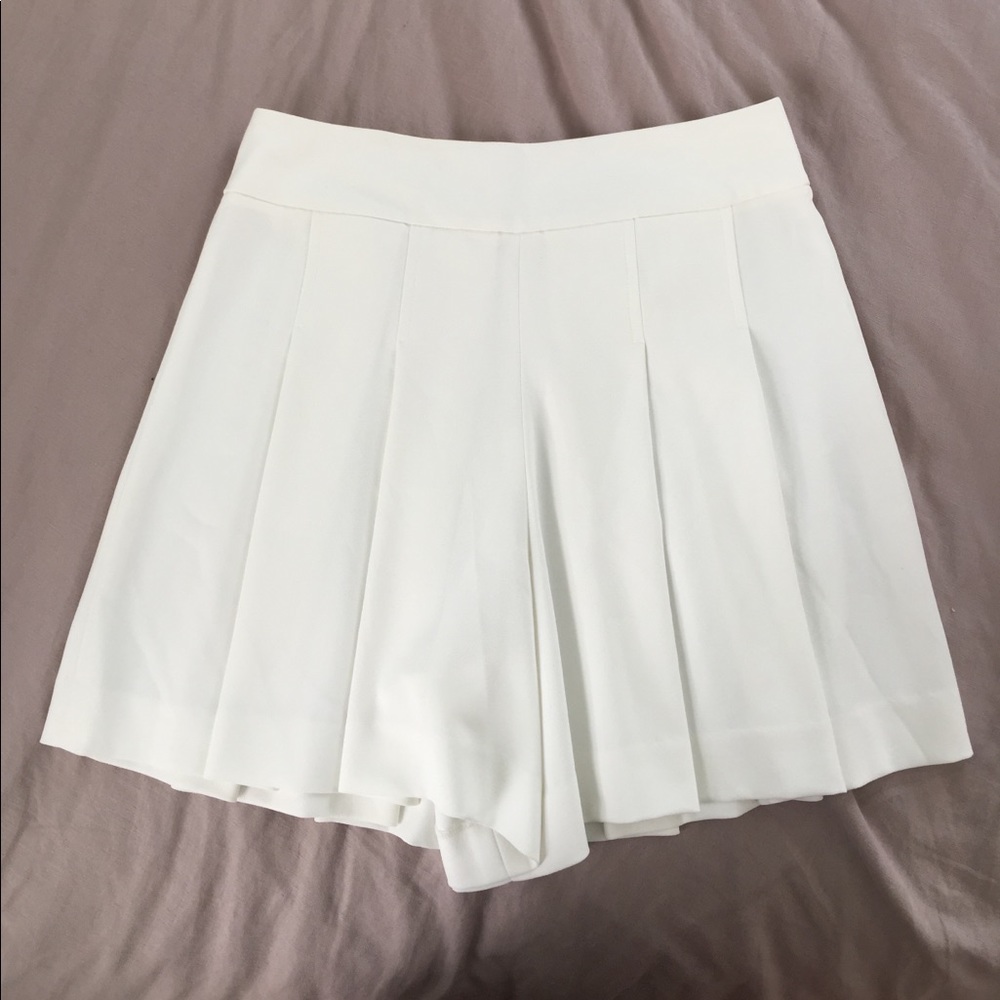 Alice + Olivia Lorna Short