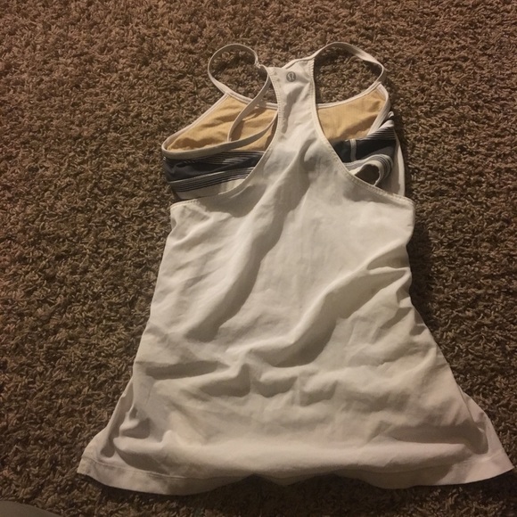 Lulu lemon tank top - Picture 2 of 2