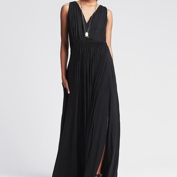 Banana Republic Dresses & Skirts - Banana Republic Maxi Dress