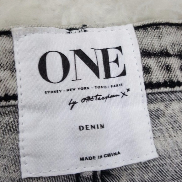 ⛔sold⛔One Teaspoon Denim Lovers Slouchy Shorts - Picture 6 of 8