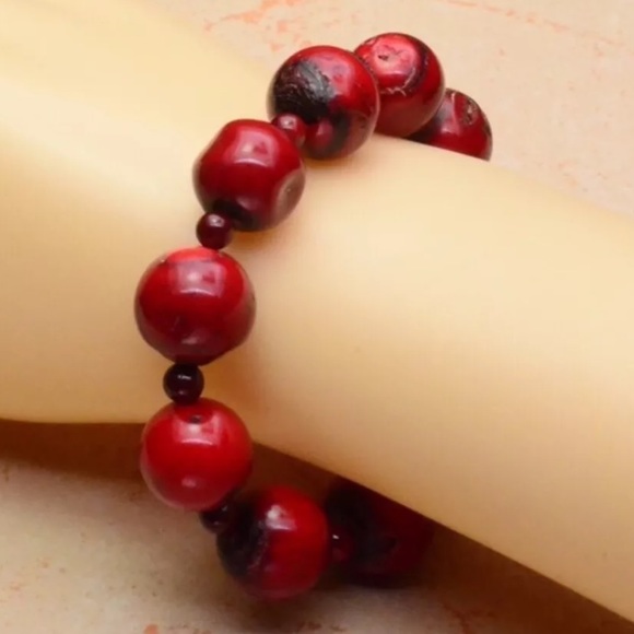 7.5" RED SEA CORAL Elastic GEMSTONE BRACELET - Picture 2 of 2