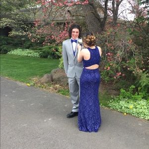 PROM DRESS DARK BLUE LACE, WITH A LITTLE SPARKLES