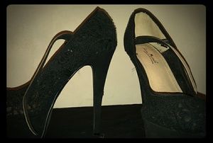 Black Lace High Heels