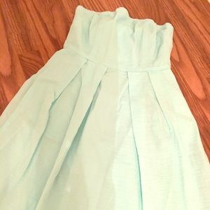 Strapless dress