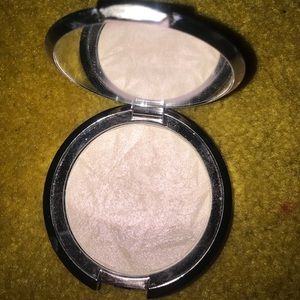Becca highlight