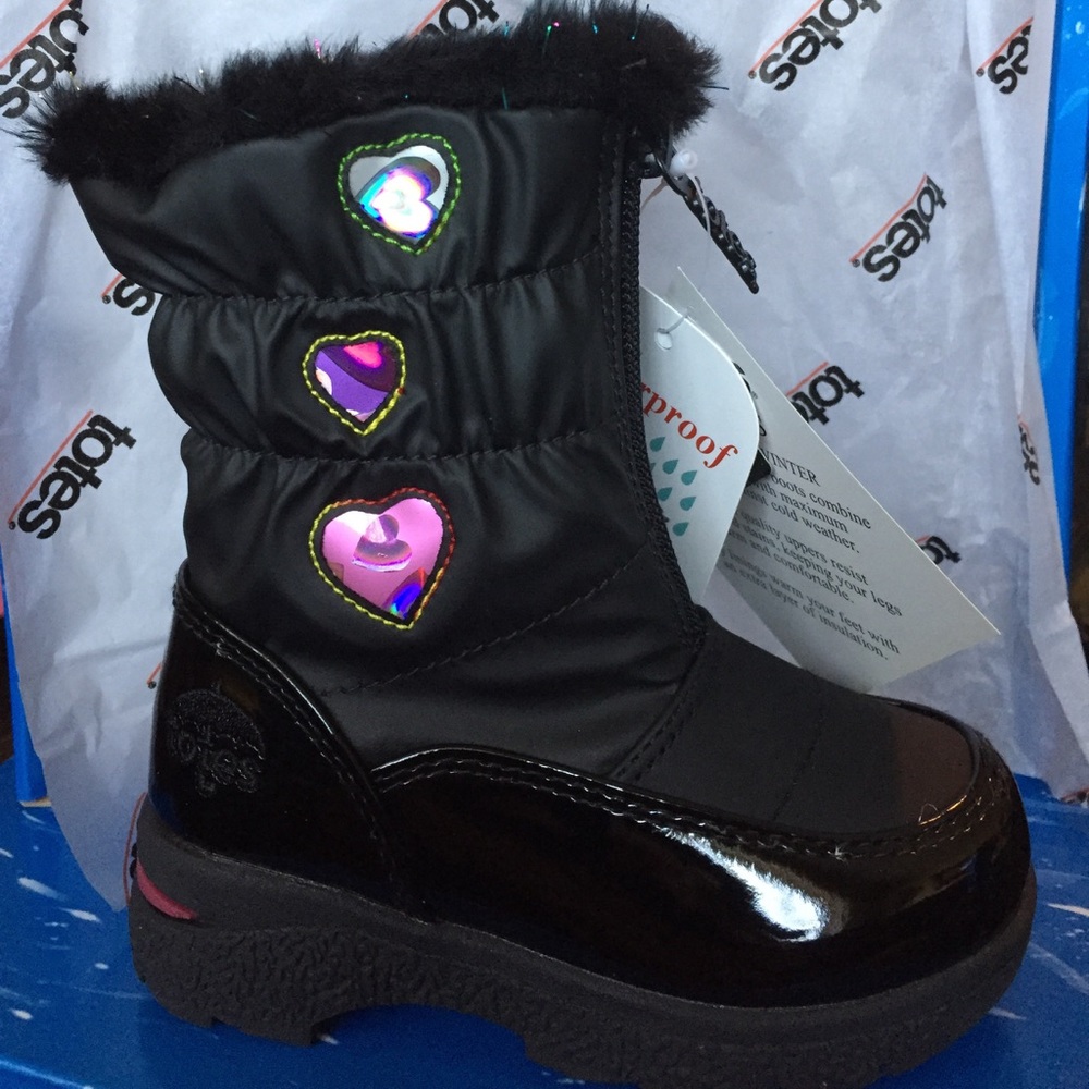 NWT waterproof heartful blk pink girl winter boots