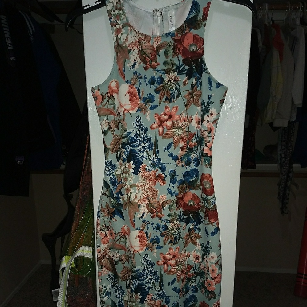 Floral dress