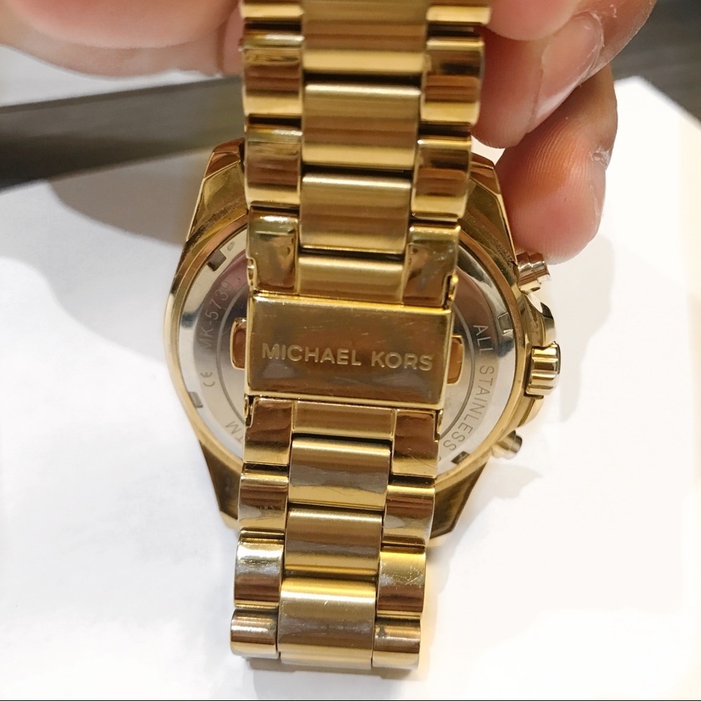 Michael Kors Bradshaw Gold-Tone Men's Watch(16 cm) - Picture 2 of 8