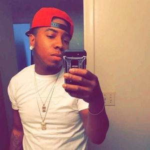 Meet your Posher, Deonta