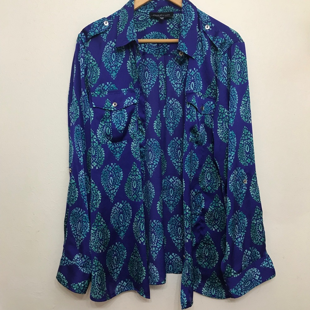 Jones New York Signature Blue Button Down Shirt
