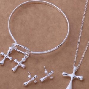 3 piece sterling silver cross set! Stamped 925