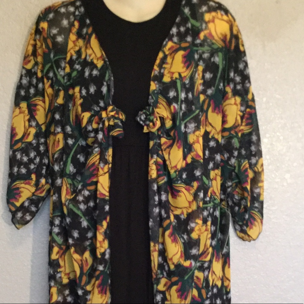 LuLaRoe LindsayLG NWT🌼
