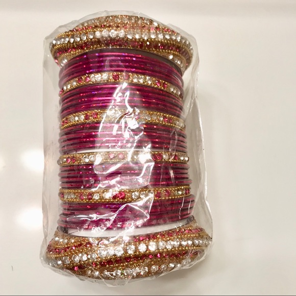 Beautiful Bollywood Style Bangle Set - Picture 4 of 4