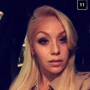 Meet your Posher, Valene