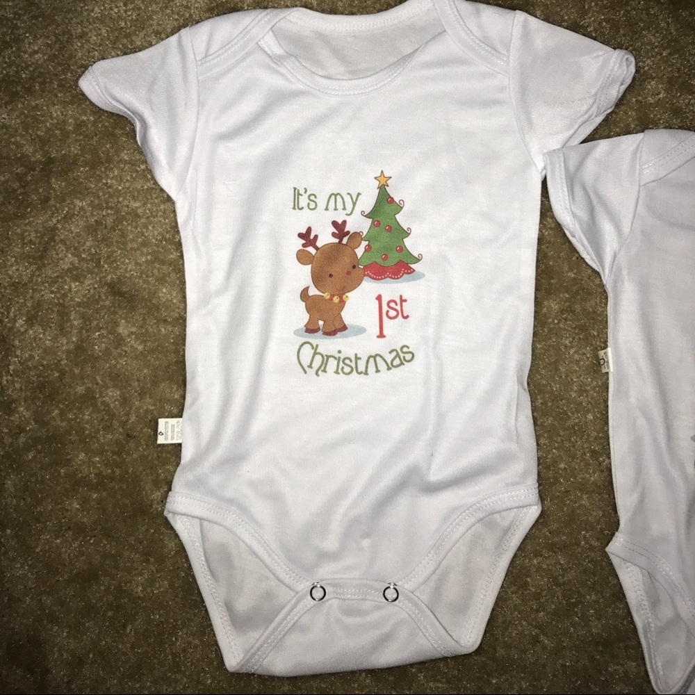Two My 1st Christmas Onesie’s! White W/Christmas🌲