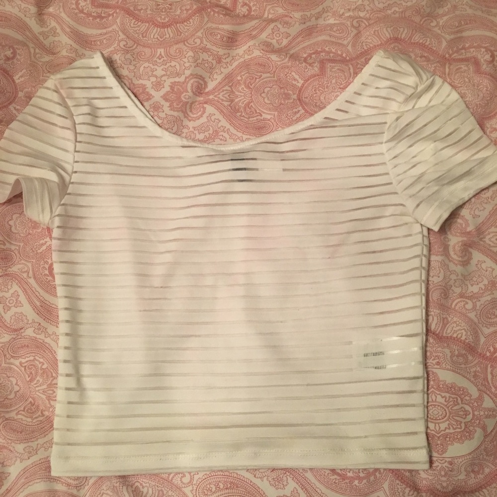Crop top