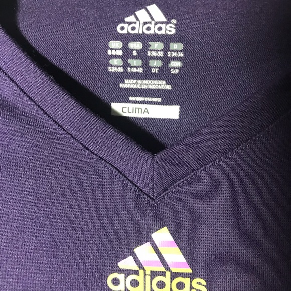 Adidas long sleeve athletic shirt Size Small - Picture 2 of 3