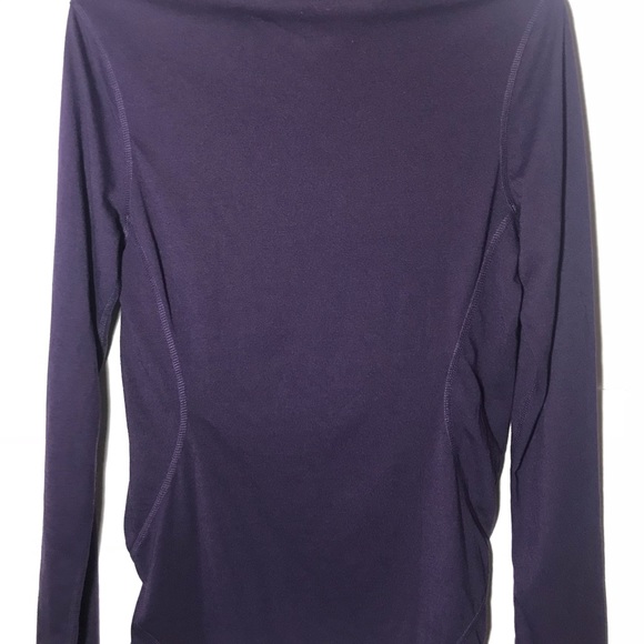 Adidas long sleeve athletic shirt Size Small - Picture 3 of 3