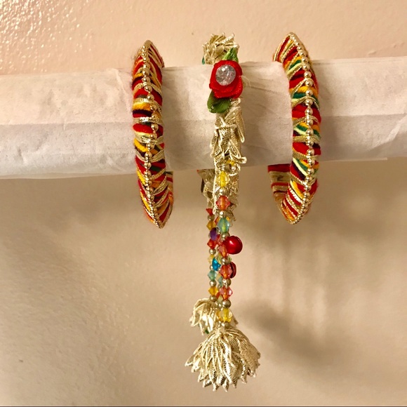 Beautiful Bollywood Style Bangle Set - Picture 2 of 7