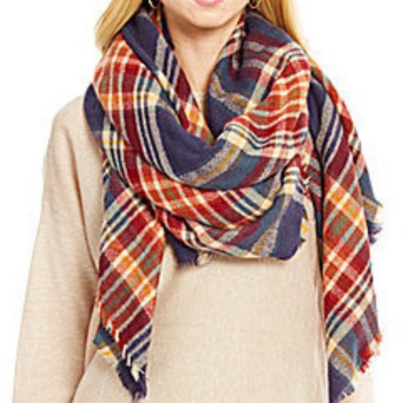 COLLECTION XVIII Plaid Blanket Wrap/Oversize scarf - Picture 3 of 6