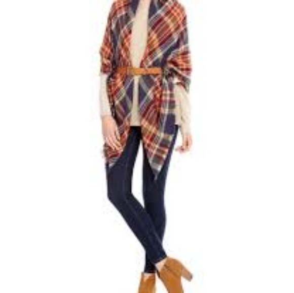 COLLECTION XVIII Plaid Blanket Wrap/Oversize scarf - Picture 4 of 6