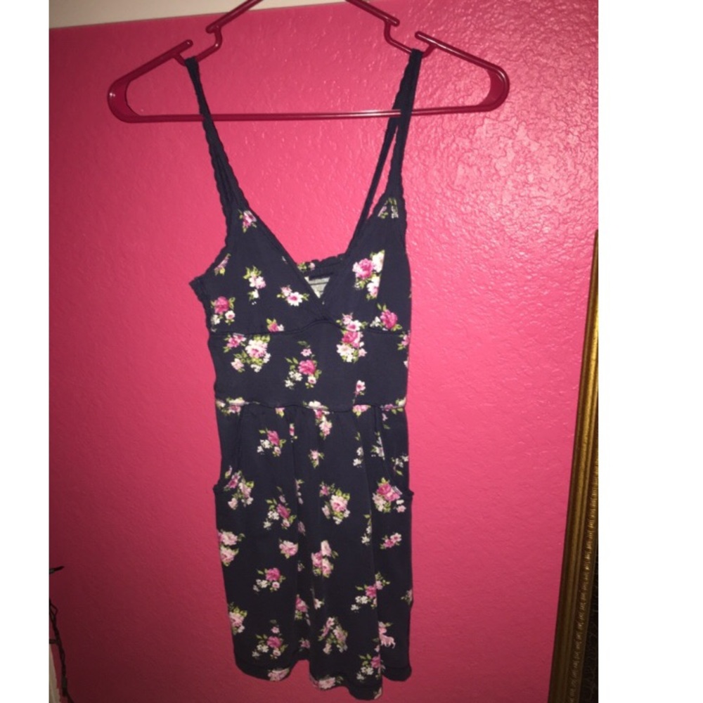 Flowy, Floral dress