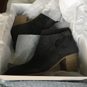 Vince Harriet Ankle Bootie