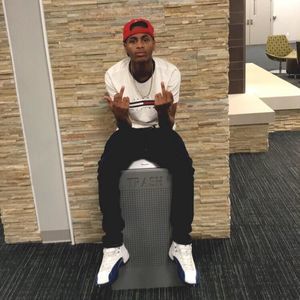 Meet your Posher, Gregory