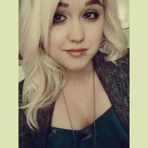 Meet your Posher, Aimee