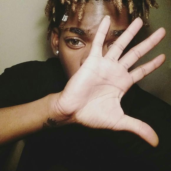 Meet your Posher, Aaron - Picture 1 of 1