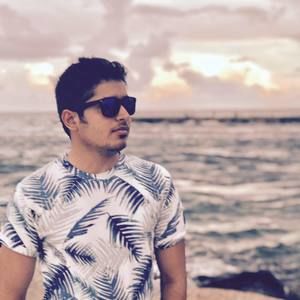 Meet your Posher, Devesh