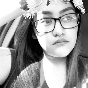 Meet your Posher, Clarissa