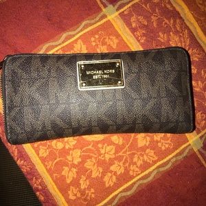 Michael Kors wallet