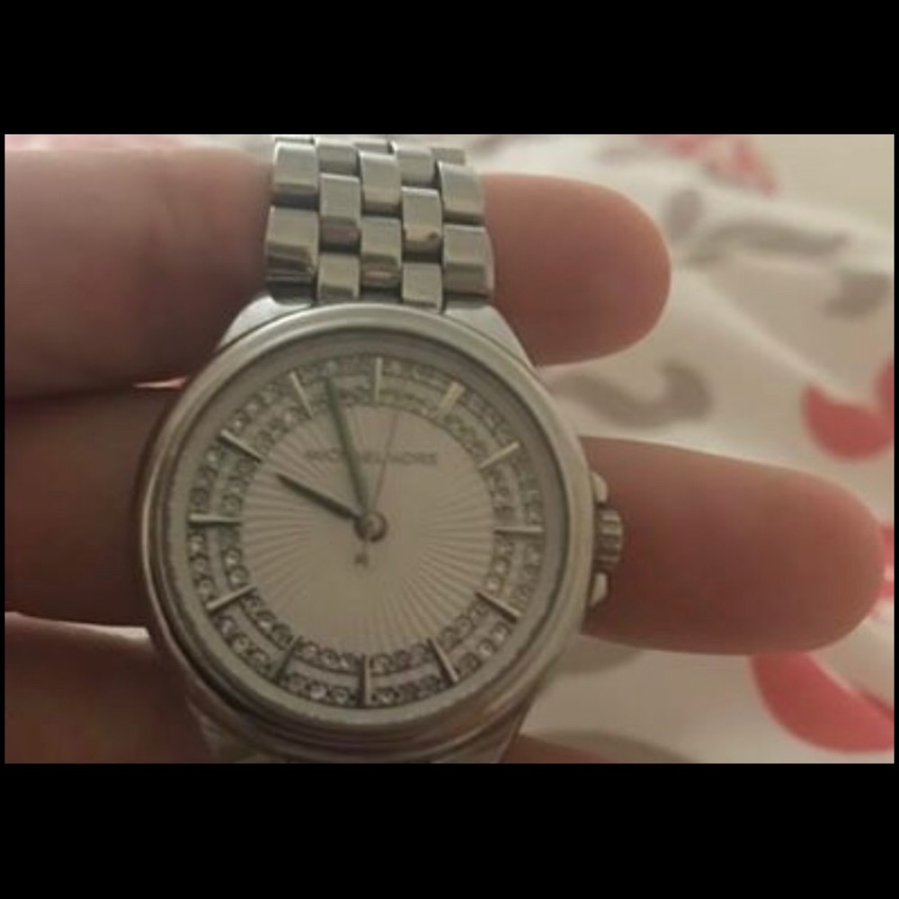 MK watch - Picture 2 of 2