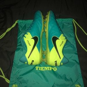 Nike tiempo cleat