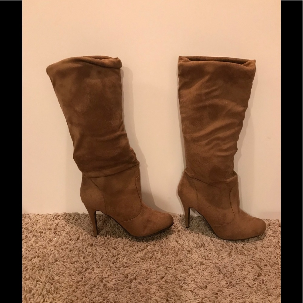 Camel Boots