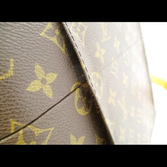 Louis Vuitton Train Makeup Case Luggage monogram - Picture 8 of 8