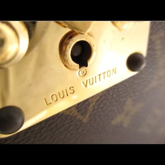 Louis Vuitton Train Makeup Case Luggage monogram - Picture 4 of 8