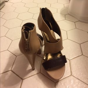 Pumps!!
