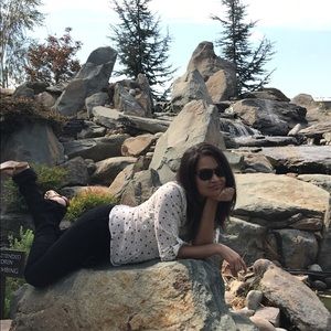 Meet your Posher, Laureen