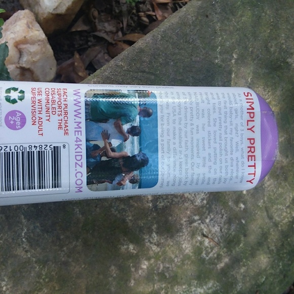 girls first nail kit - Picture 3 of 3