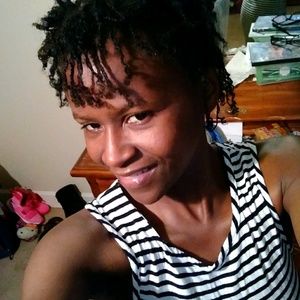 Meet your Posher, Latonia