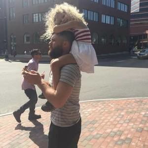 Meet your Posher, Zachary