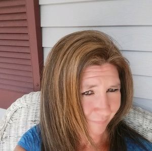 Meet your Posher, Becky